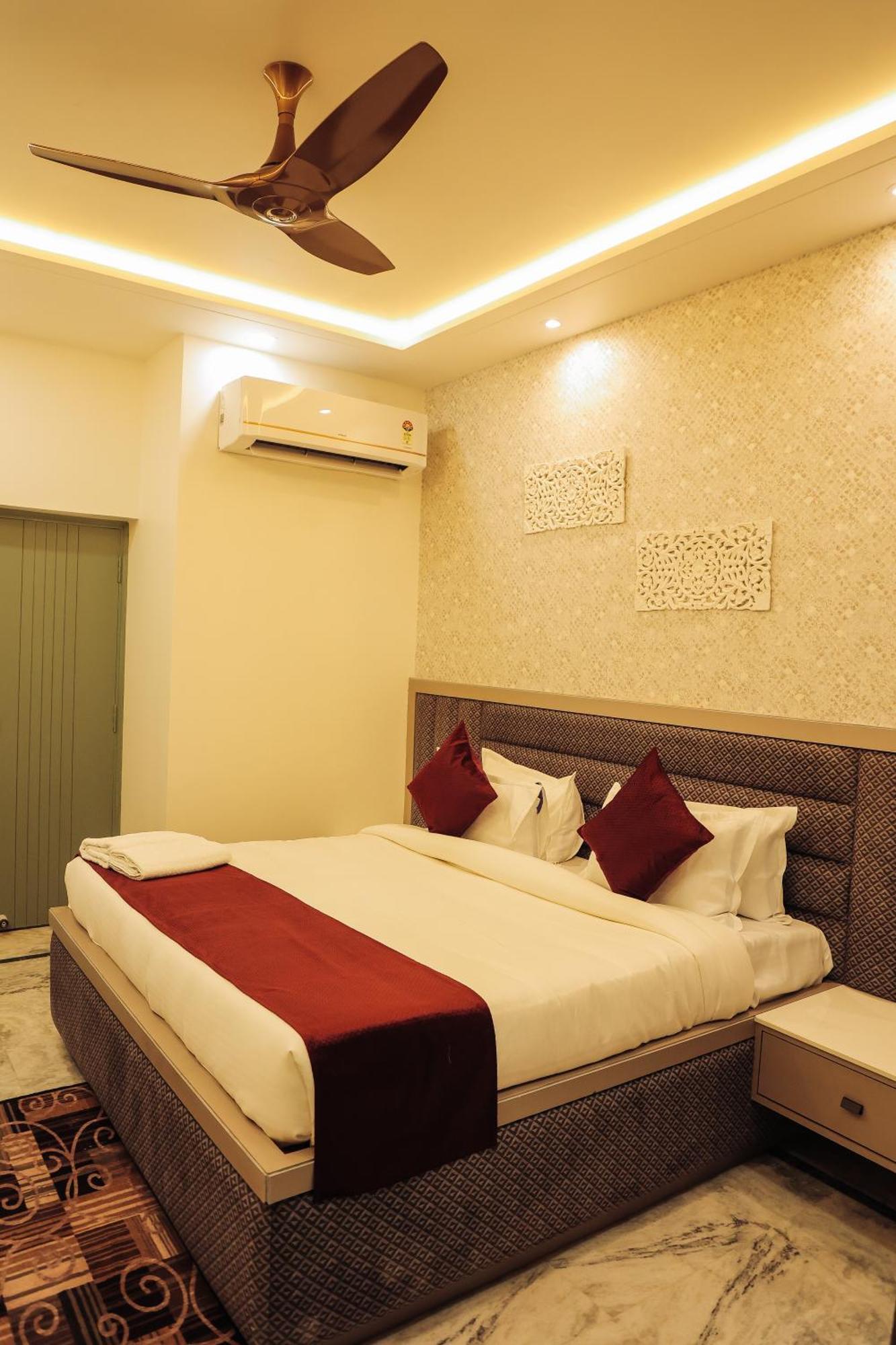 Anirudh Homestay Agra  Exterior photo