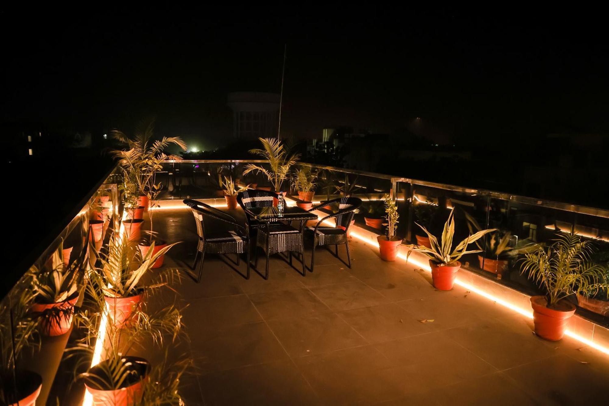 Anirudh Homestay Agra  Exterior photo